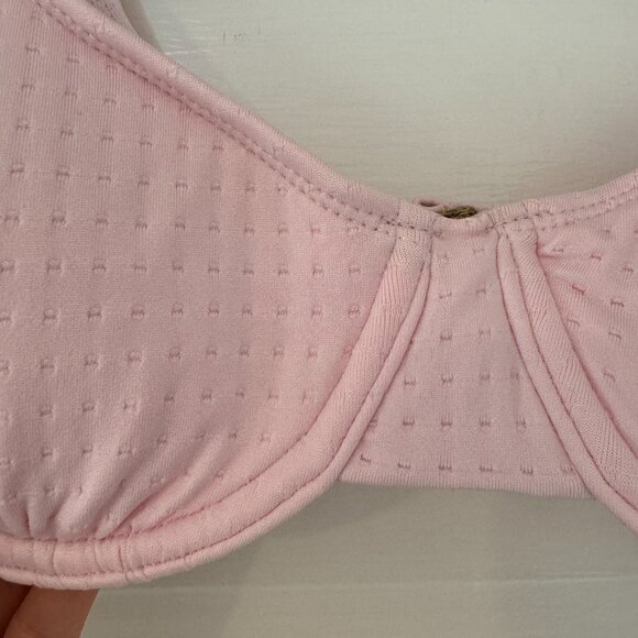 NWT Bikini Top - Picture 3 of 6